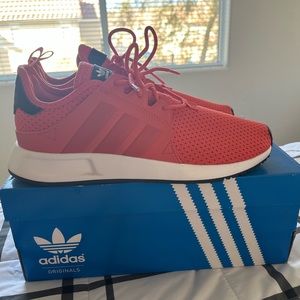 Children Adidas ortholite shoes size 7 equivalent to a women’s size 9